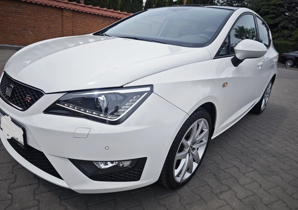 Seat Ibiza cena 42200 przebieg: 103800, rok produkcji 2017 z Radom małe 466